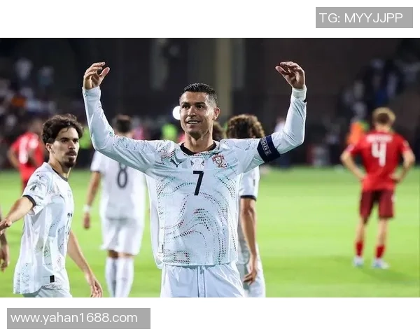 法国足球明星受伤瞬间曝光引发球迷热议与关心 法国足球明星受伤瞬间曝光引发球迷热议与关心