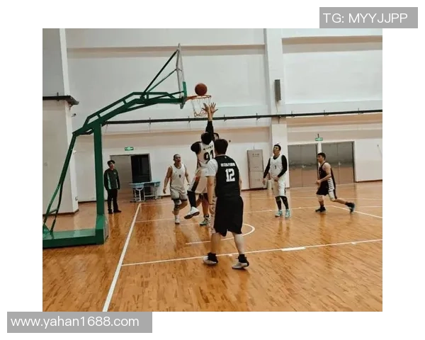 深圳篮球队实力强劲荣登个人能力排行榜第八名展现出色竞技水平 深圳篮球队实力强劲荣登个人能力排行榜第八名展现出色竞技水平